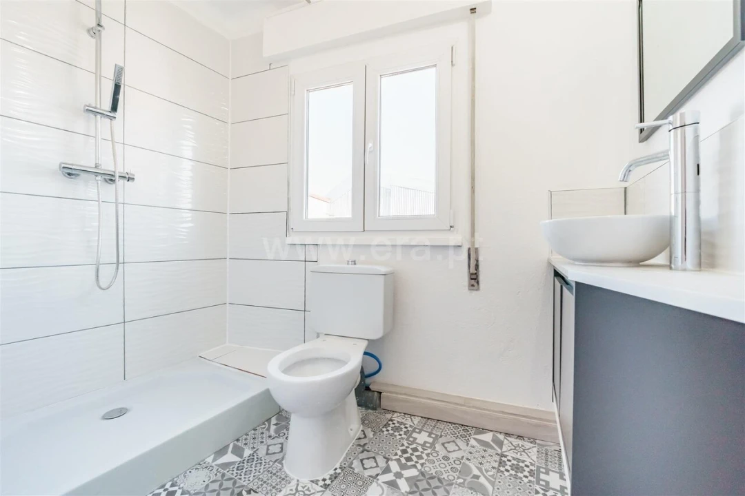 Moradia T2 para Venda em Barco e Coutada Foto 14