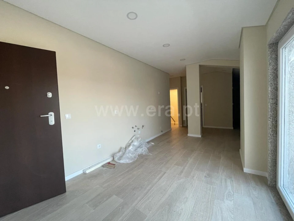 Apartamento T3 para Venda em Covilhã e Canhoso Foto 7