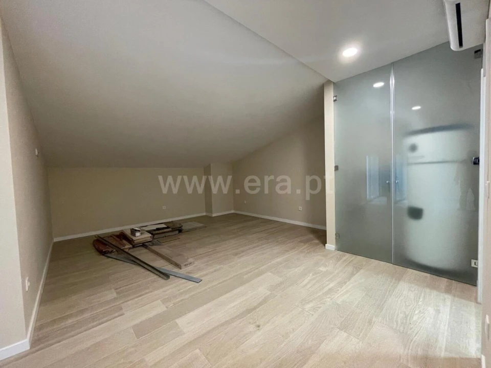 Apartamento T3 para Venda em Covilhã e Canhoso Foto 8
