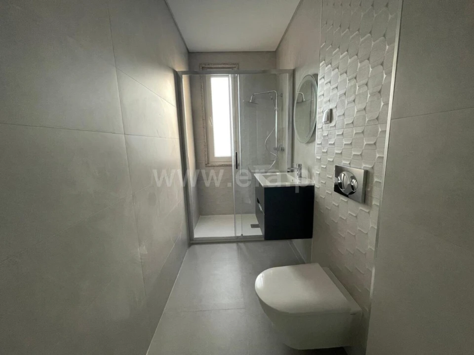 Apartamento T3 para Venda em Covilhã e Canhoso Foto 11