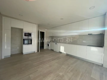 Apartamento T2 para Venda em Covilhã e Canhoso