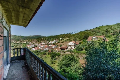 Quinta T3 para Venda em Janeiro de Cima e Bogas de Baixo