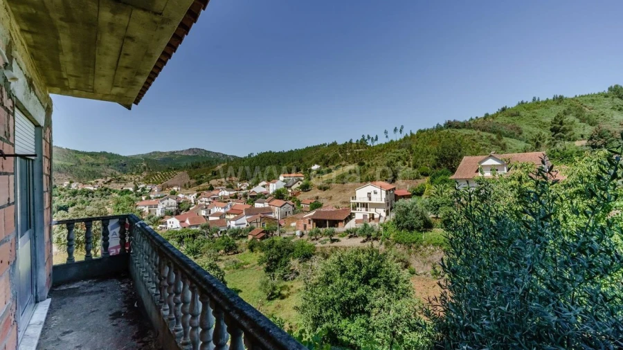 Quinta T3 para Venda em Janeiro de Cima e Bogas de Baixo