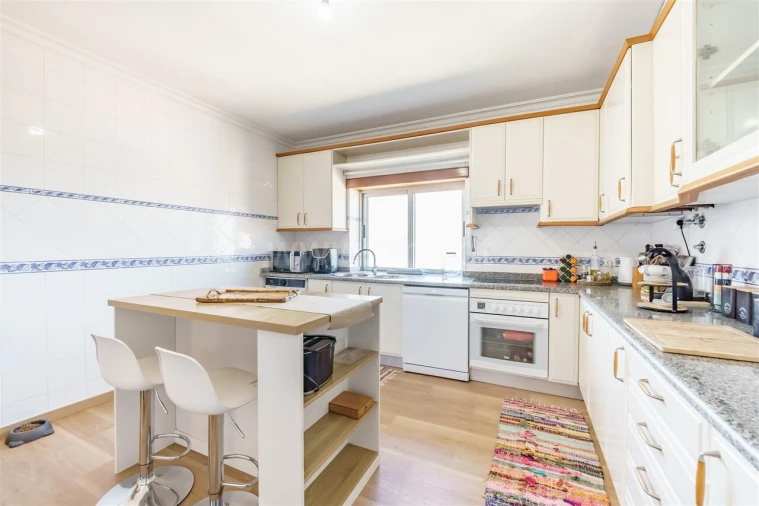 Apartamento T4 para Venda em Belmonte e Colmeal da Torre Foto 9