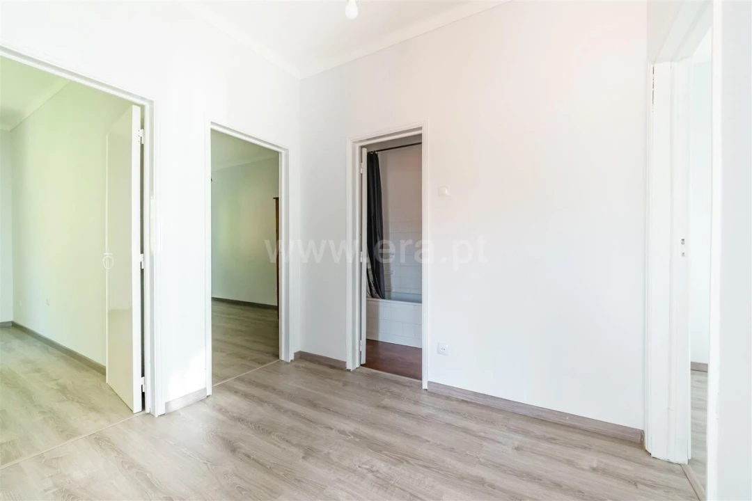 Apartamento T3 para Venda em Covilhã e Canhoso Foto 10