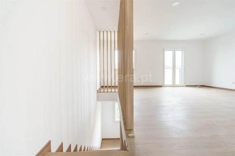 Moradia T2 para Venda em Casegas e Ourondo Foto 11