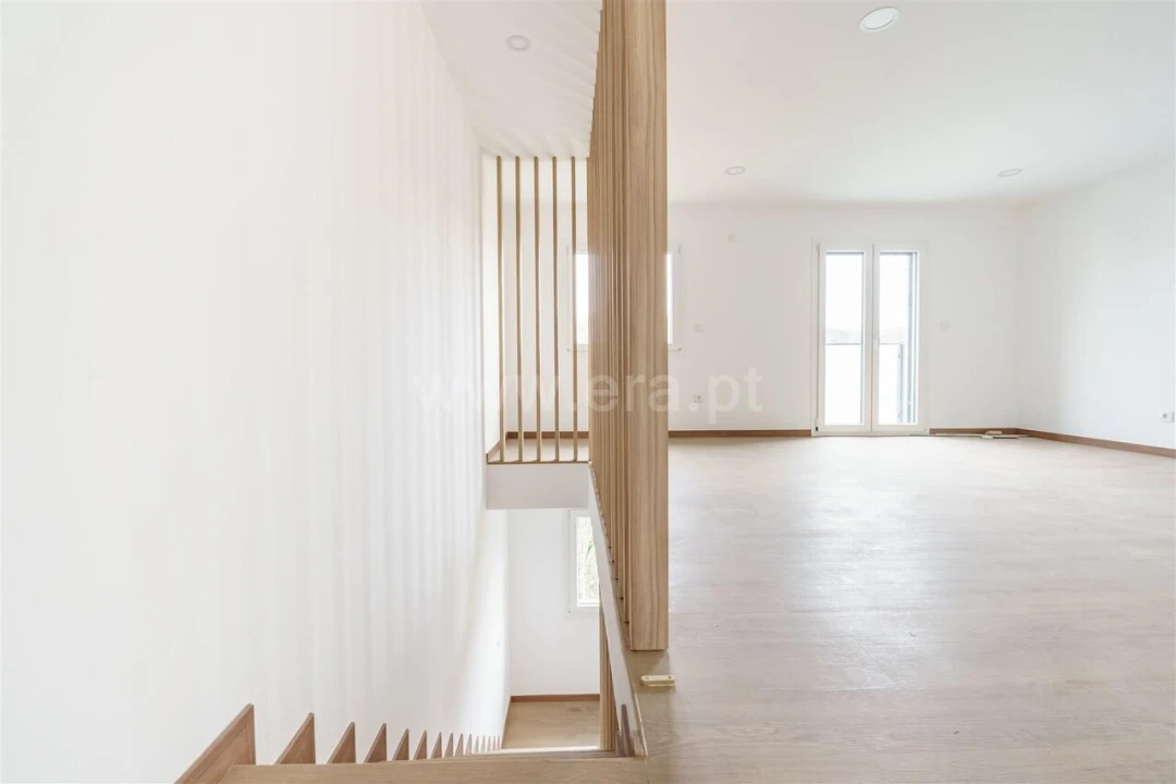 Moradia T2 para Venda em Casegas e Ourondo Foto 11