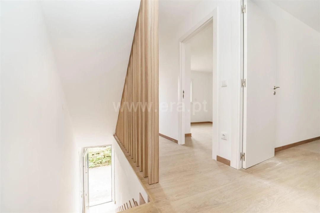 Moradia T2 para Venda em Casegas e Ourondo Foto 4