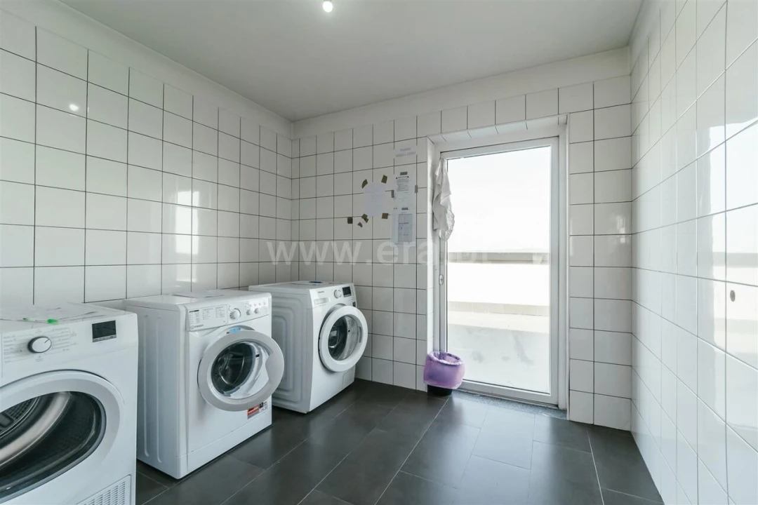 Apartamento T2 para Venda em Covilhã e Canhoso Foto 16