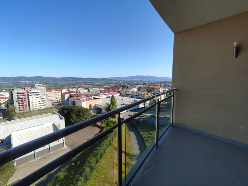 Apartamento T2 para Venda em Covilhã e Canhoso Foto 10