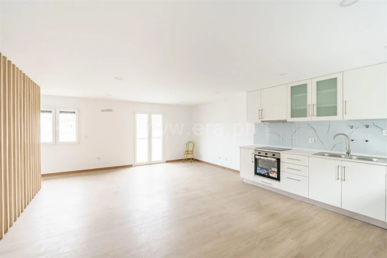 Moradia T2 para Venda em Casegas e Ourondo Foto 10