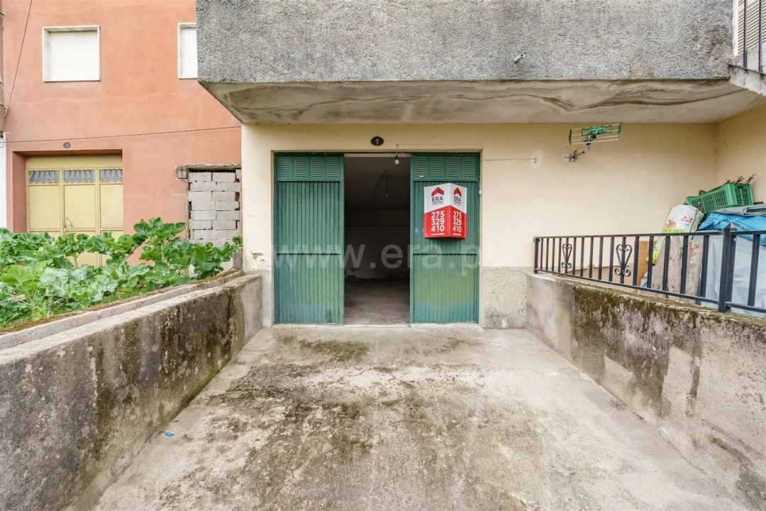Garagem para Venda em Belmonte e Colmeal da Torre Foto 1