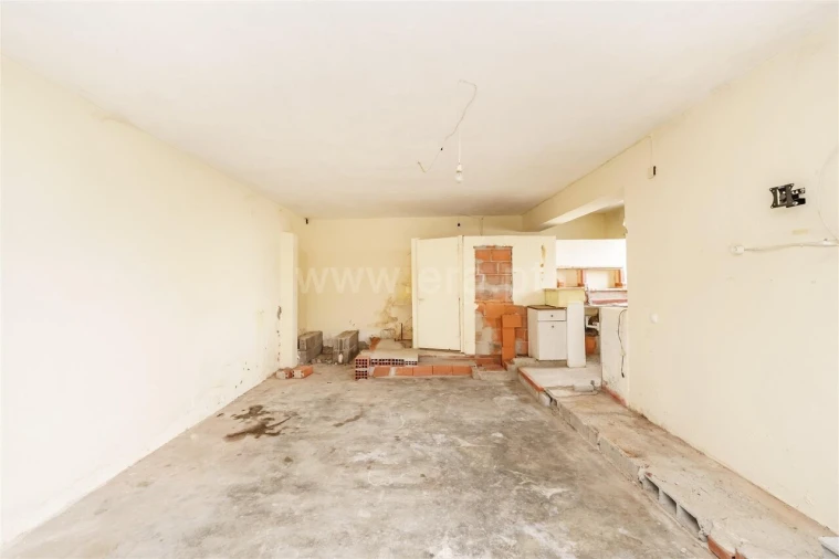 Garagem para Venda em Belmonte e Colmeal da Torre Foto 3