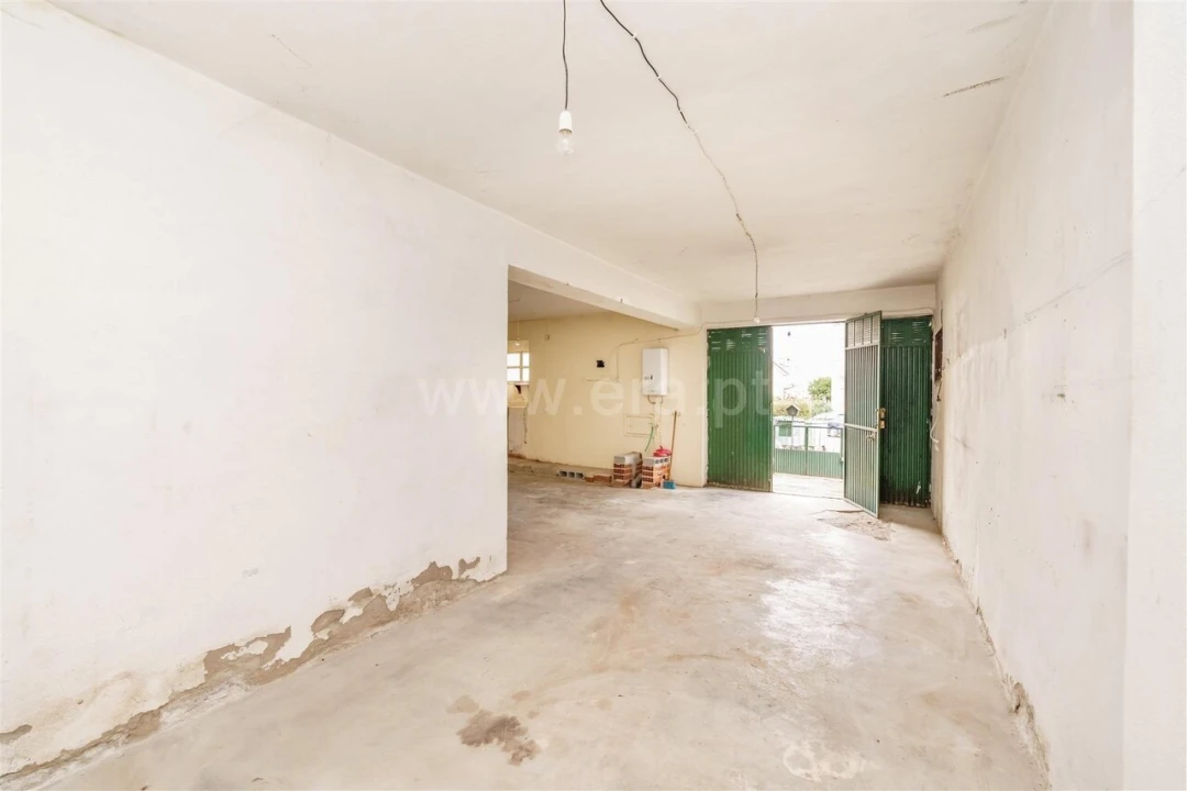 Garagem para Venda em Belmonte e Colmeal da Torre Foto 4