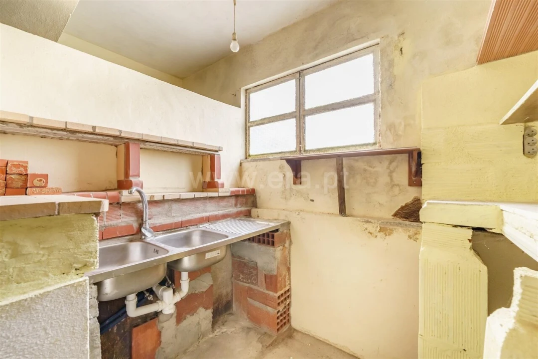 Garagem para Venda em Belmonte e Colmeal da Torre Foto 7