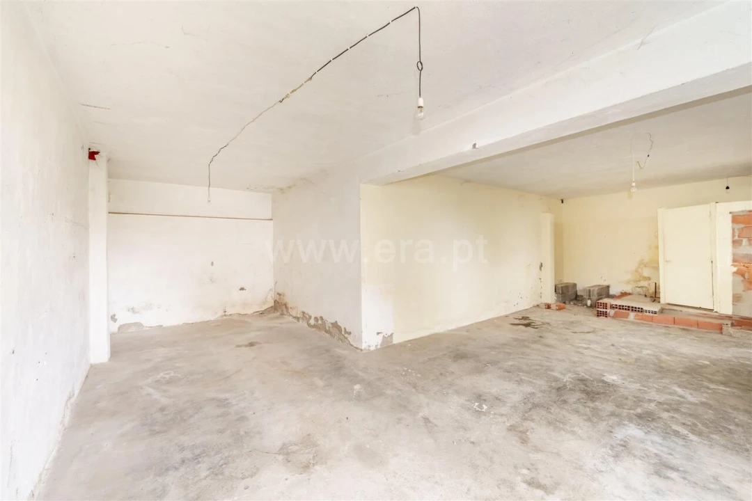 Garagem para Venda em Belmonte e Colmeal da Torre Foto 2