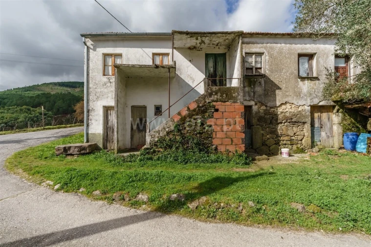 Moradia T2 para Venda em Teixoso e Sarzedo Foto 3