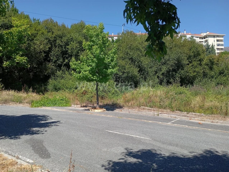 Terreno para Venda em Covilhã e Canhoso Foto 6
