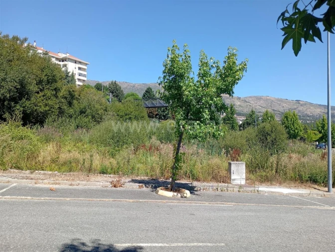 Terreno para Venda em Covilhã e Canhoso Foto 4