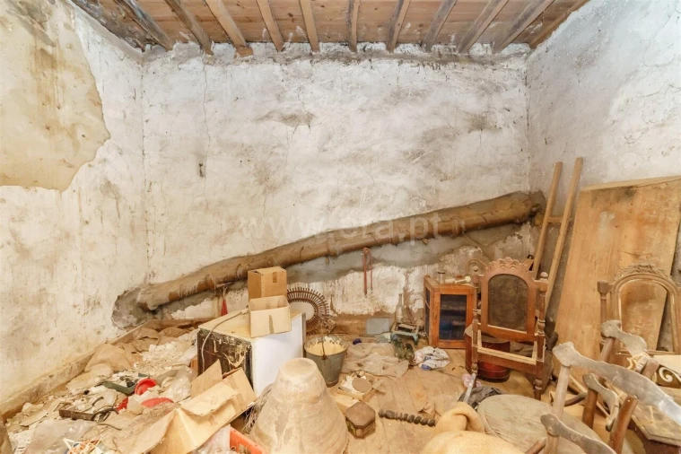 Moradia T4 para Venda em Castelo Mendo, Ade, Monteperobolso e Mesquitela Foto 12