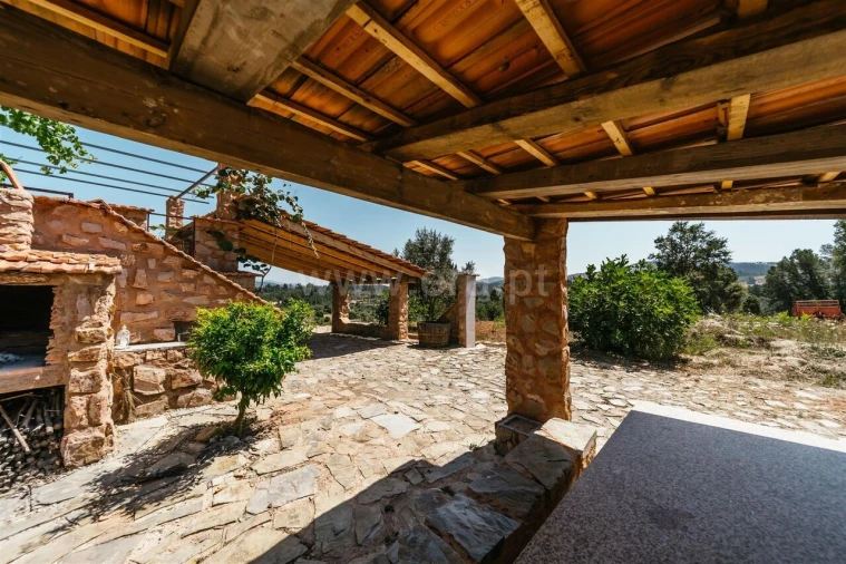 Quinta T0 para Venda em Casegas e Ourondo Foto 12