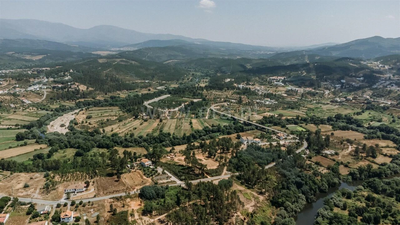 Quinta T0 para Venda em Casegas e Ourondo Foto 20