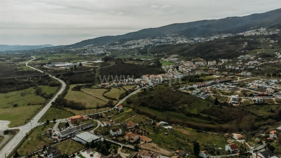 Moradia T2 para Venda em Teixoso e Sarzedo Foto 9