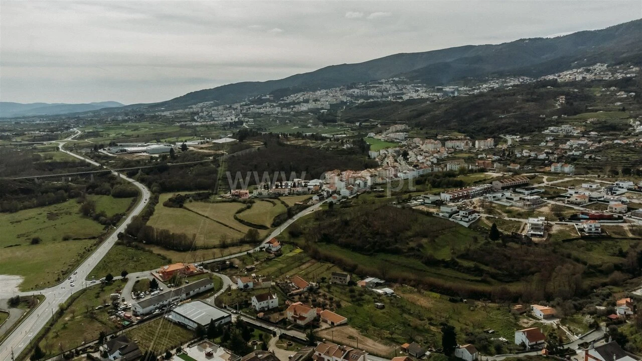 Moradia T2 para Venda em Teixoso e Sarzedo Foto 9