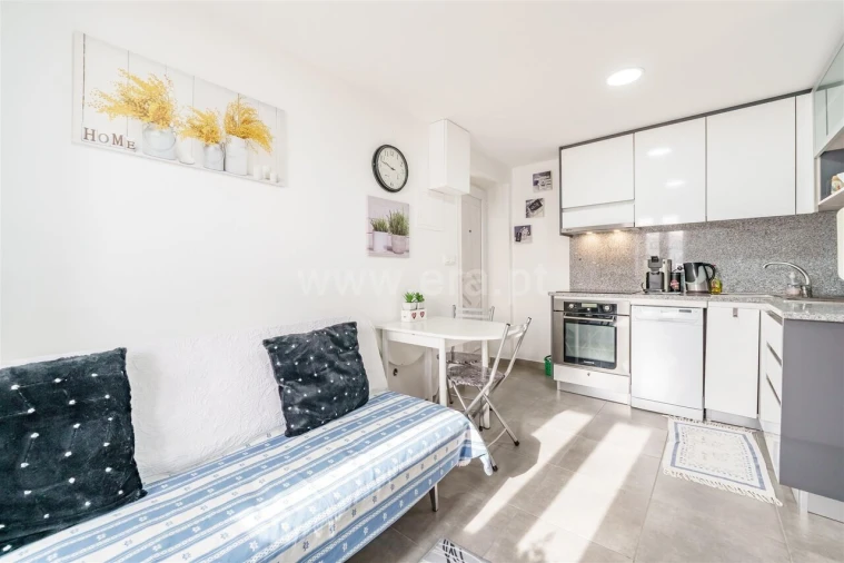 Apartamento T1 para Venda em Covilhã e Canhoso Foto 3