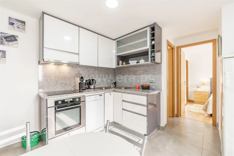 Apartamento T1 para Venda em Covilhã e Canhoso Foto 4
