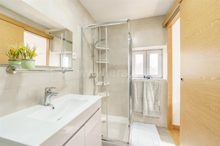 Apartamento T1 para Venda em Covilhã e Canhoso Foto 17
