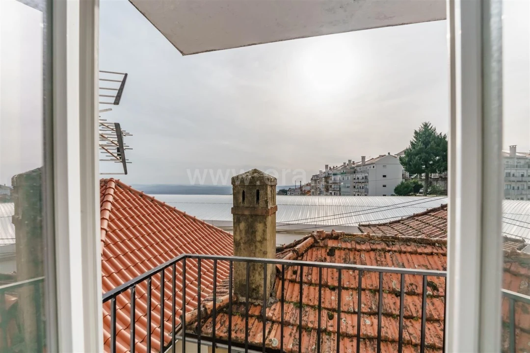 Apartamento T1 para Venda em Covilhã e Canhoso Foto 13