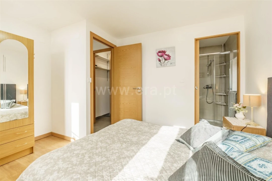 Apartamento T1 para Venda em Covilhã e Canhoso Foto 12