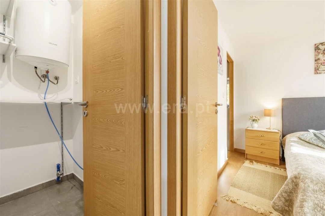 Apartamento T1 para Venda em Covilhã e Canhoso Foto 6