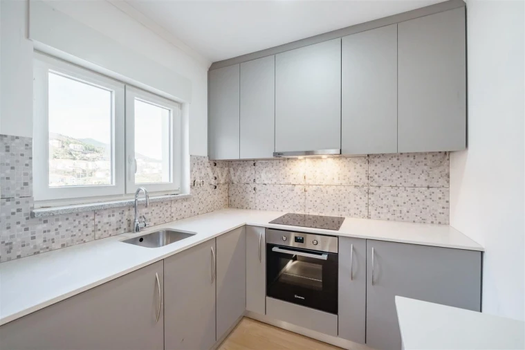 Apartamento T2 para Venda em Cantar-Galo e Vila do Carvalho Foto 1