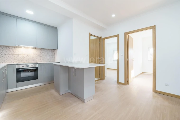 Apartamento T2 para Venda em Cantar-Galo e Vila do Carvalho Foto 3