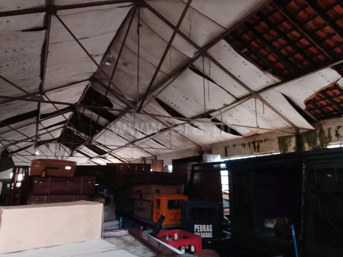 Armazém para Venda em Covilhã e Canhoso Foto 13