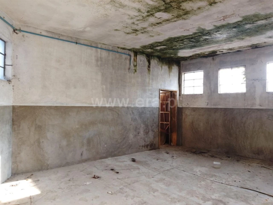 Armazém para Venda em Covilhã e Canhoso Foto 5