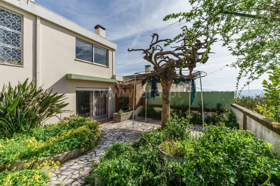 Moradia T4 para Venda em Covilhã e Canhoso Foto 4