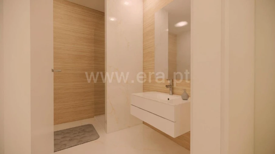 Apartamento T3 para Venda em Covilhã e Canhoso Foto 12