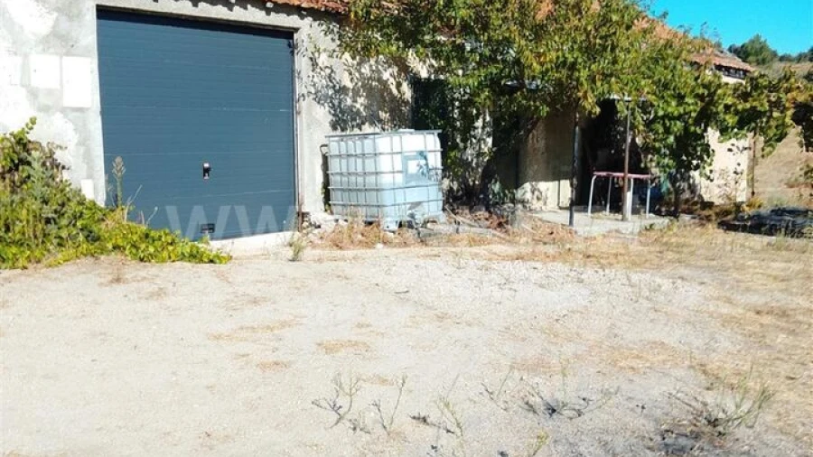 Quinta T3 para Venda em Teixoso e Sarzedo