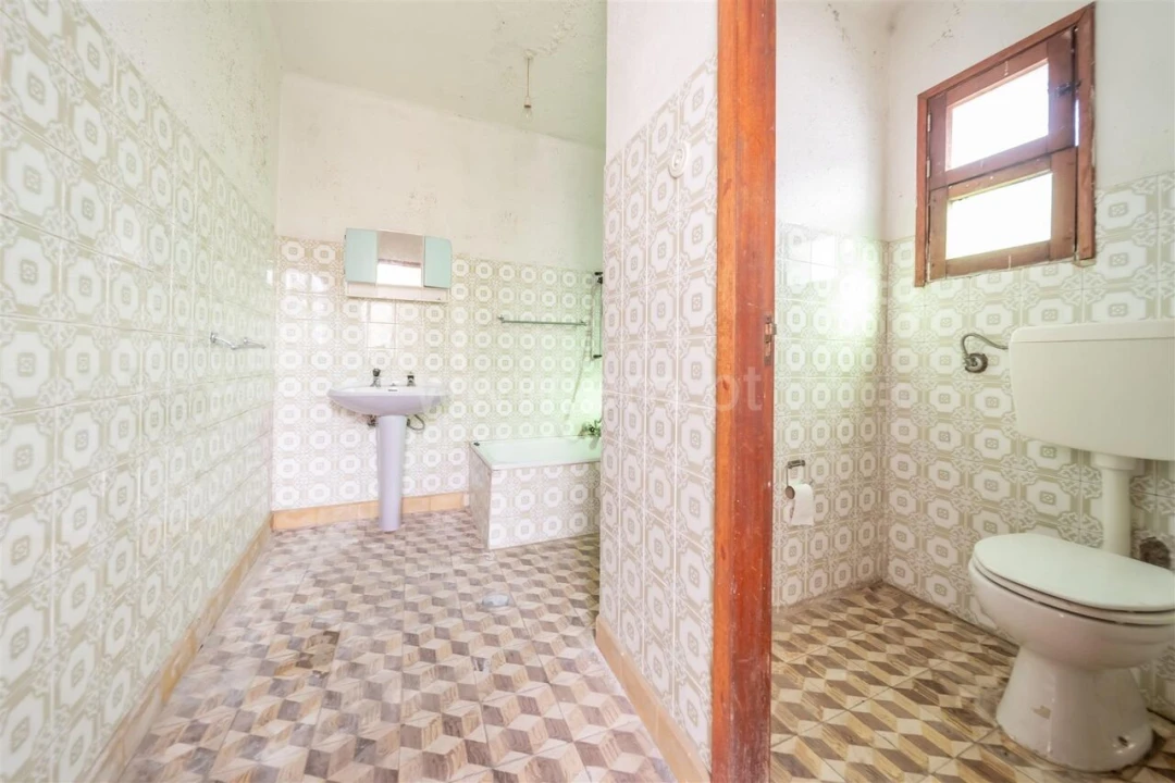 Moradia T3 para Venda em Barco e Coutada Foto 6