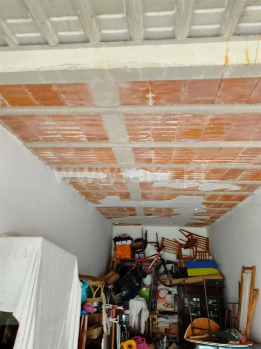 Garagem para Venda em Covilhã e Canhoso Foto 8