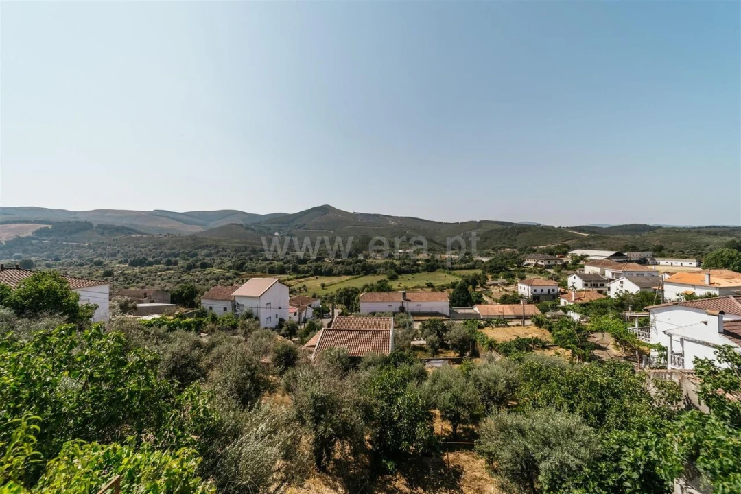 Moradia T3 para Venda em Barco e Coutada Foto 10