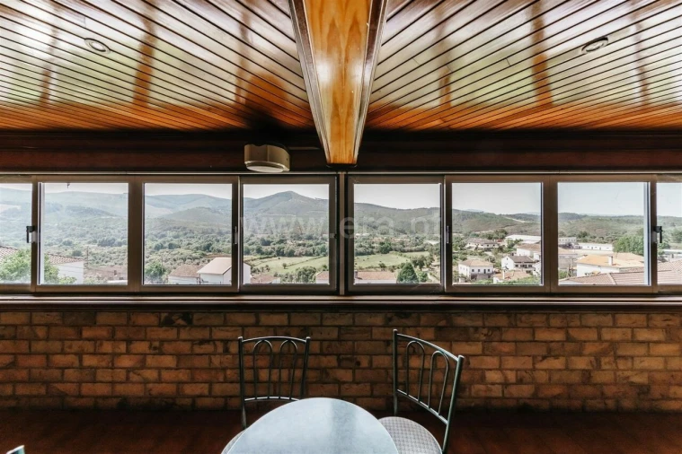 Moradia T3 para Venda em Barco e Coutada Foto 9