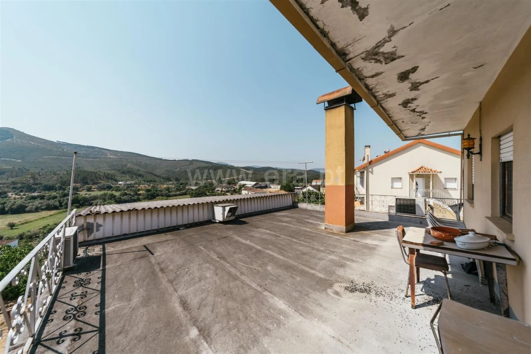 Moradia T3 para Venda em Barco e Coutada Foto 15