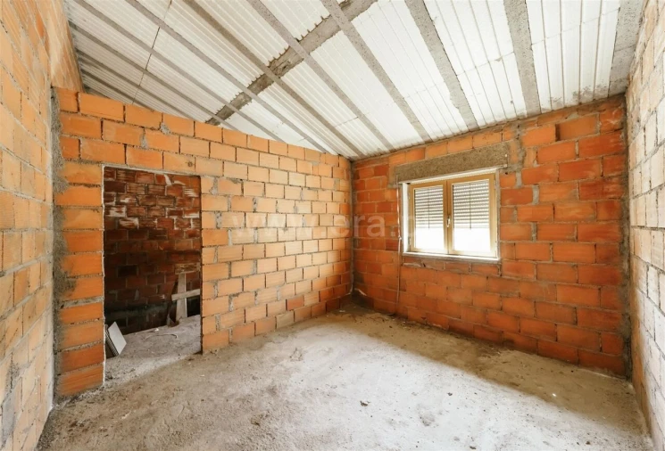 Moradia T3 para Venda em Barco e Coutada Foto 13