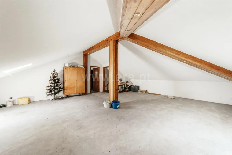 Moradia T6 para Venda em Covilhã e Canhoso Foto 16