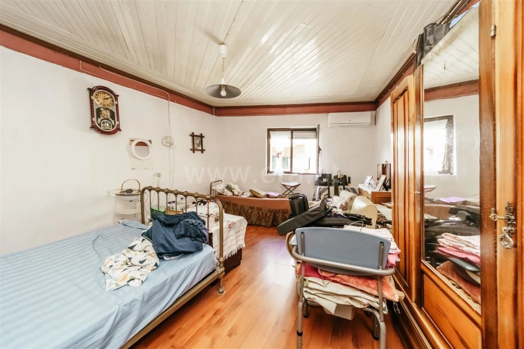 Moradia T3 para Venda em Casegas e Ourondo Foto 17