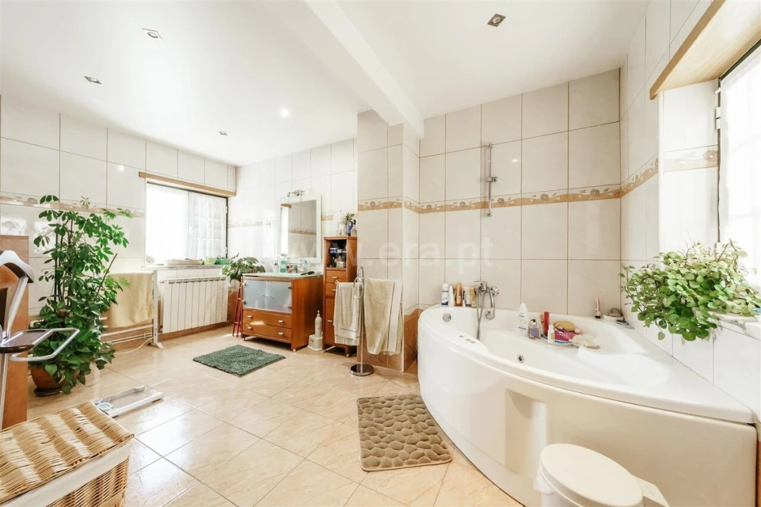 Moradia T3 para Venda em Covilhã e Canhoso Foto 14